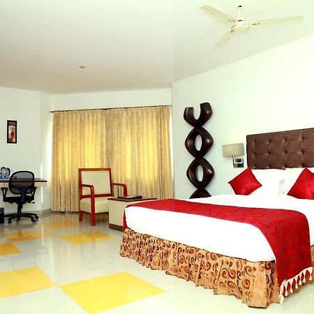 Srm Hotel Tuticorin Exteriör bild