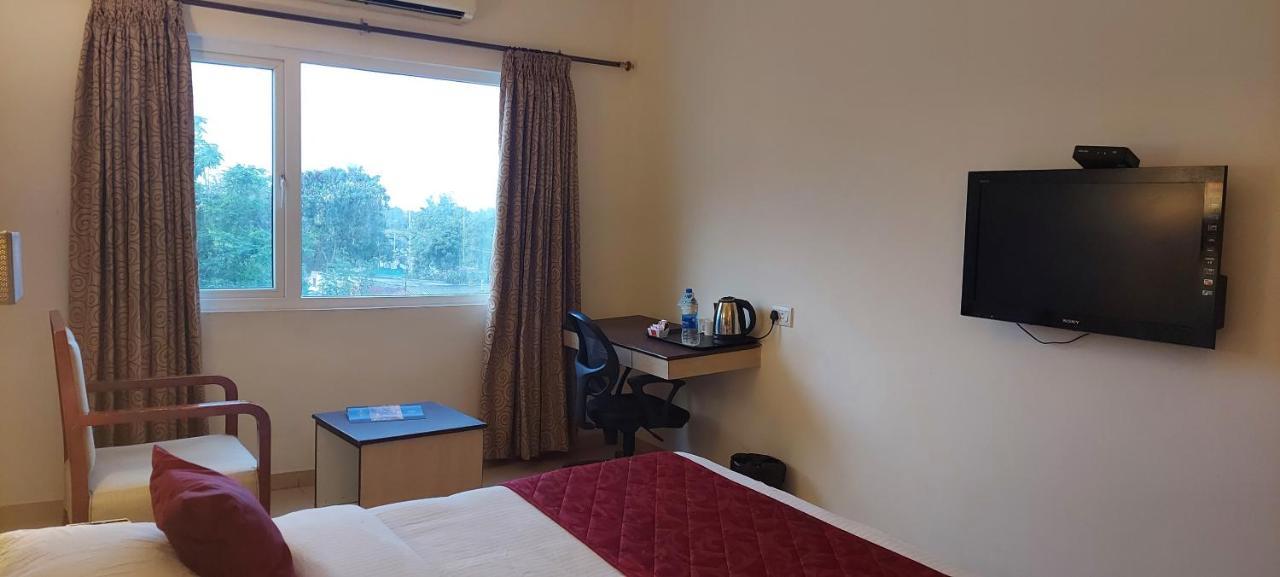 Srm Hotel Tuticorin Exteriör bild