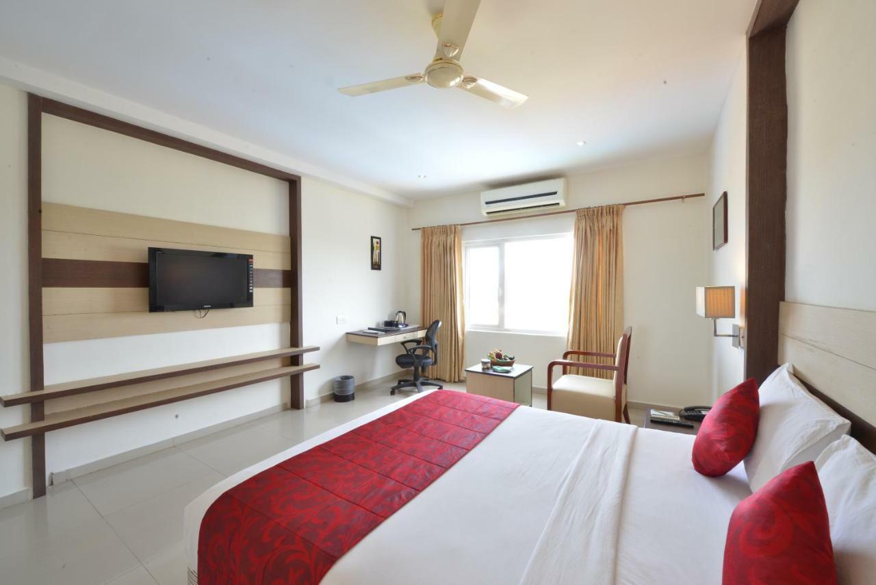 Srm Hotel Tuticorin Exteriör bild